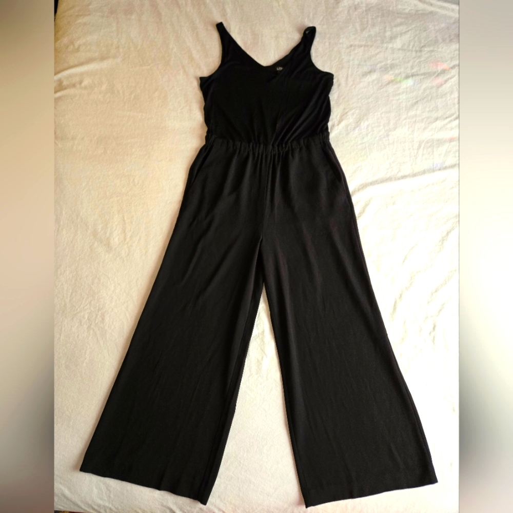 Ann Taylor Loft Sleeveless Vneck Lounge Jumpsuit  some flaws, read description!